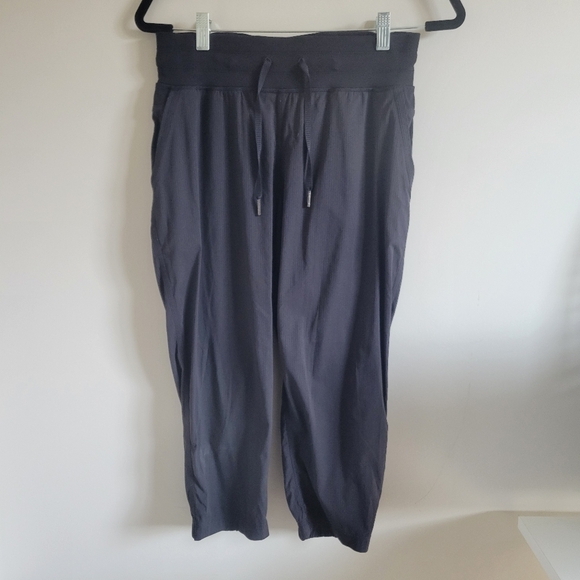 Lululemon | Adjustable Waist Crops - Picture 1 of 3